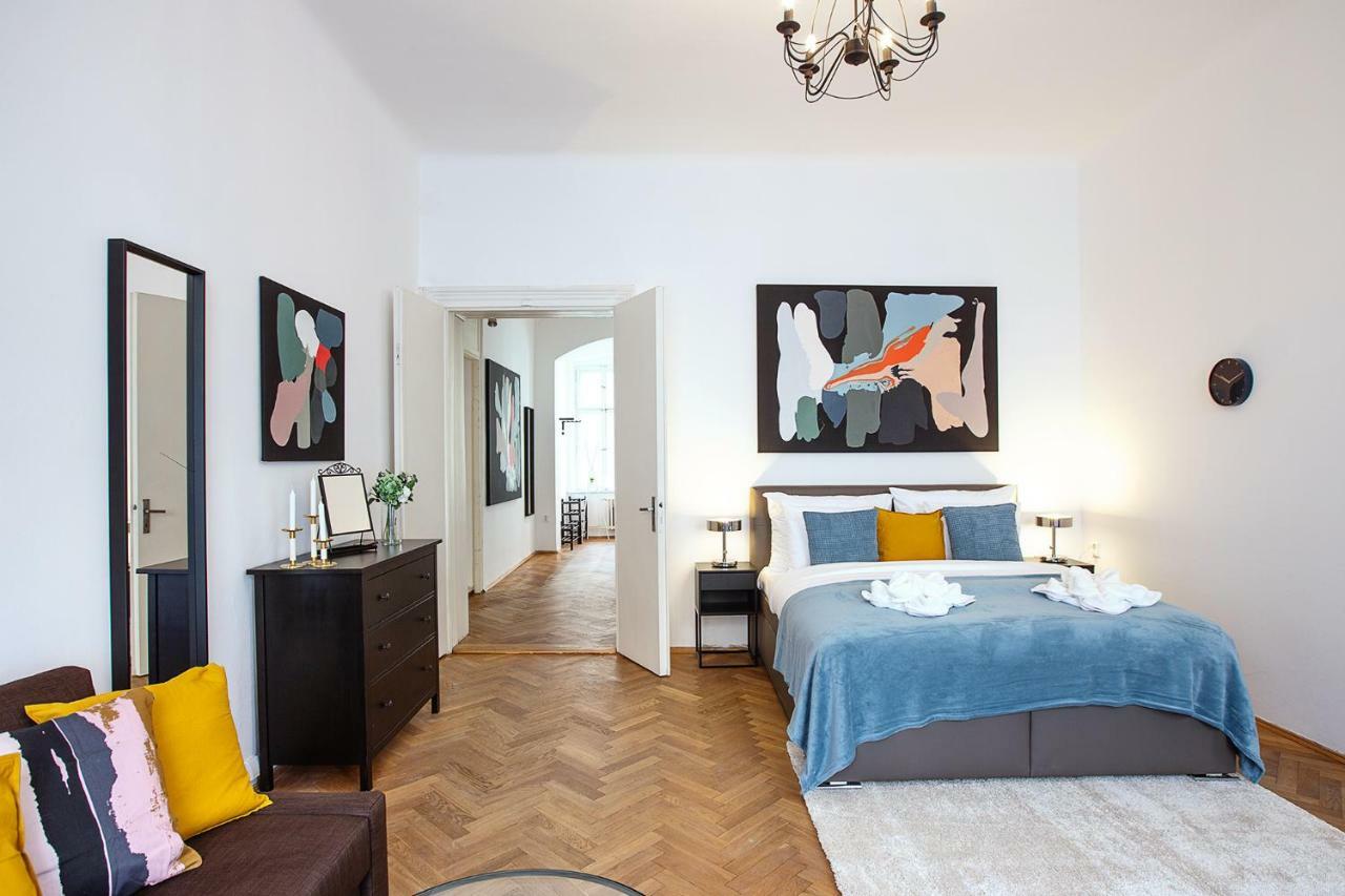5Br 2Bath Family Apt 5Mins To Wenceslas Square Praga Exterior foto